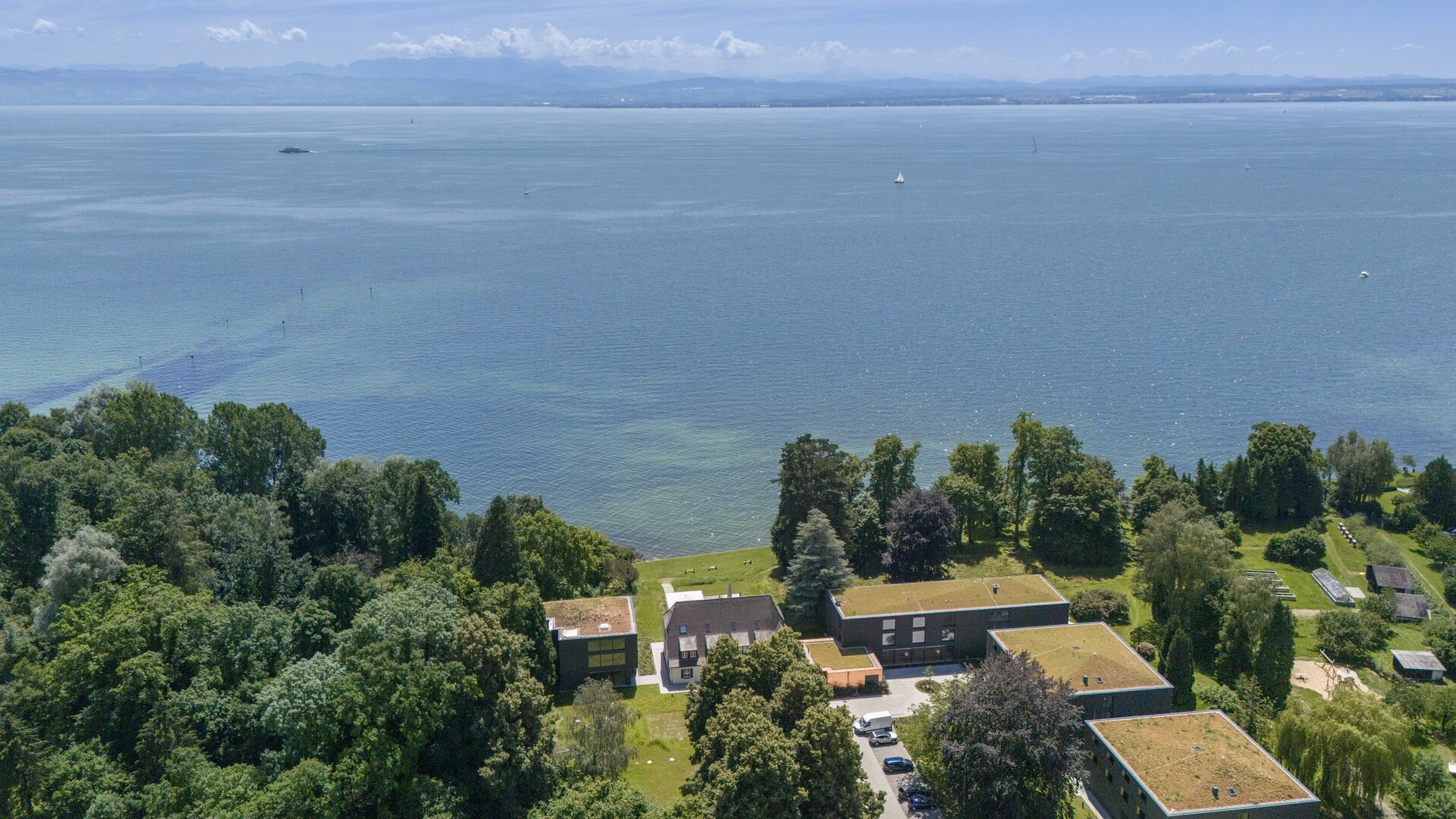 Panoramablick auf das Seegut Zeppelin direkt am Bodensee